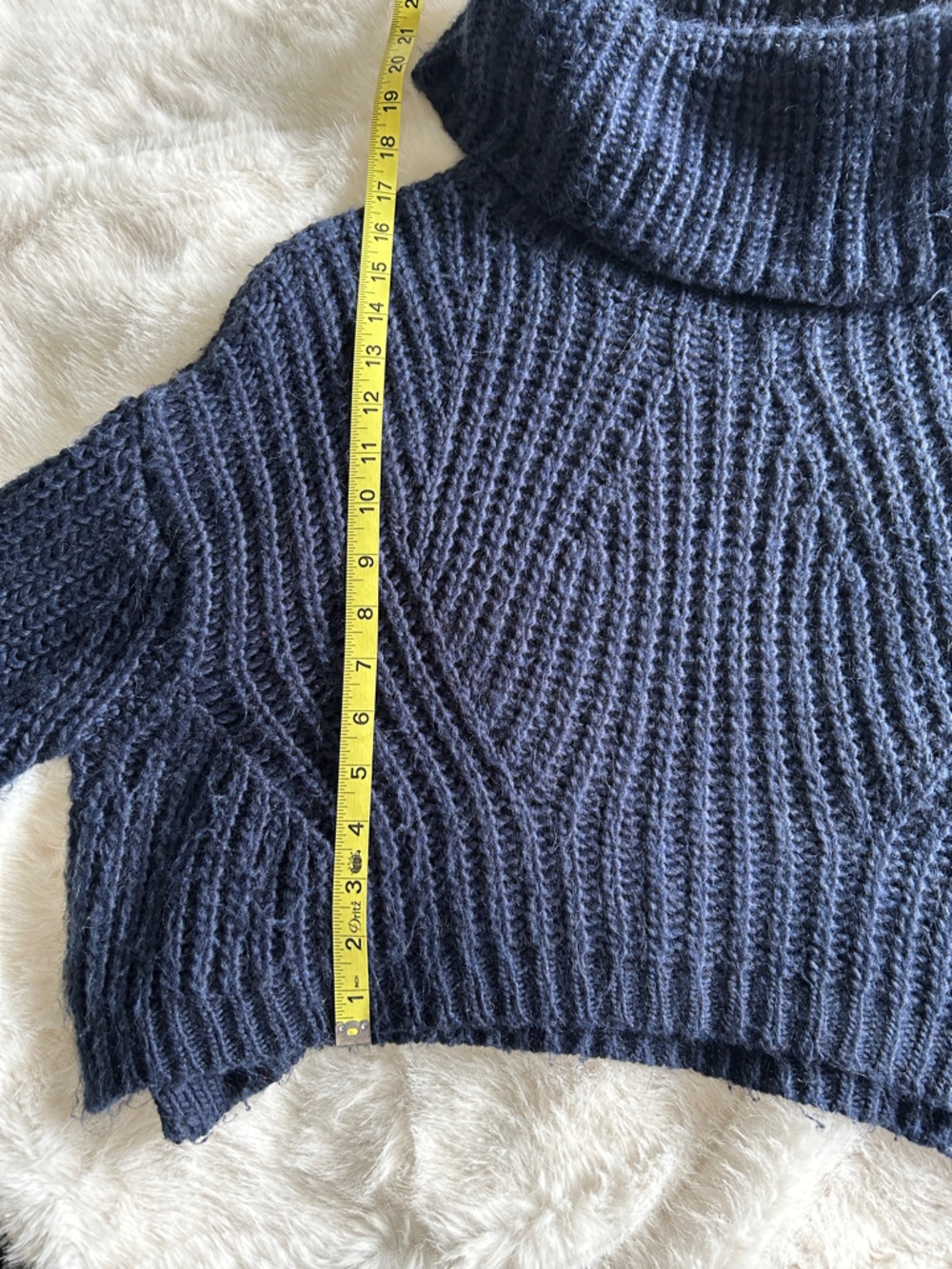 Navy Blue Cowl Neck Cropped Sweater M - Picture 8 of 9